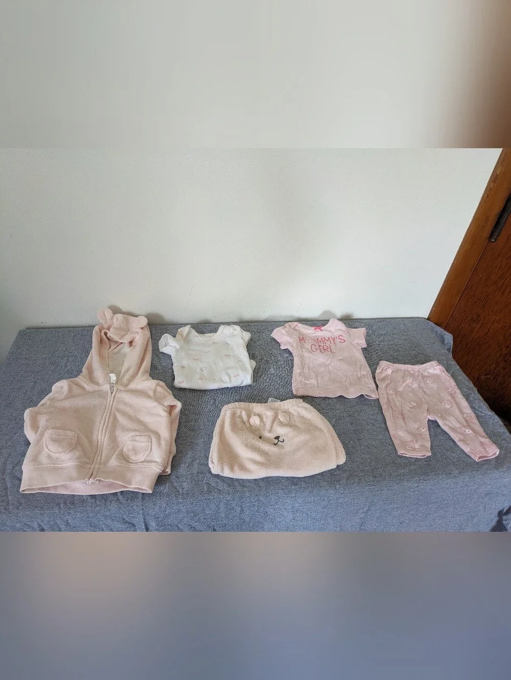 Gently Used Newborn Baby Girl Clothing Lot – 31 Pieces